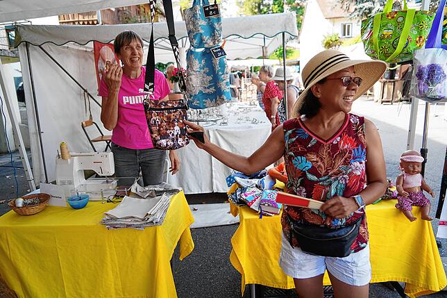 Bild 10: Bunte Vielfalt auf dem Marktplatz