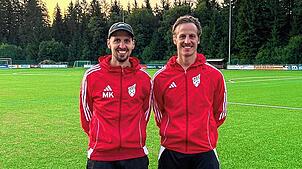 Mike Ketterer (links) und Lars Mundinger, das Trainer-Duo des SV Hinterzarten, können mit der Leistung ihrer Mannschaft zum ...