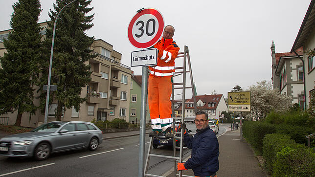 Der Lärmaktionsplan wird mit Tempo-30-Schildern auch in Wollmatingen umgesetzt. In den nächsten Jahren kommen auf den Stadtteil noch ...