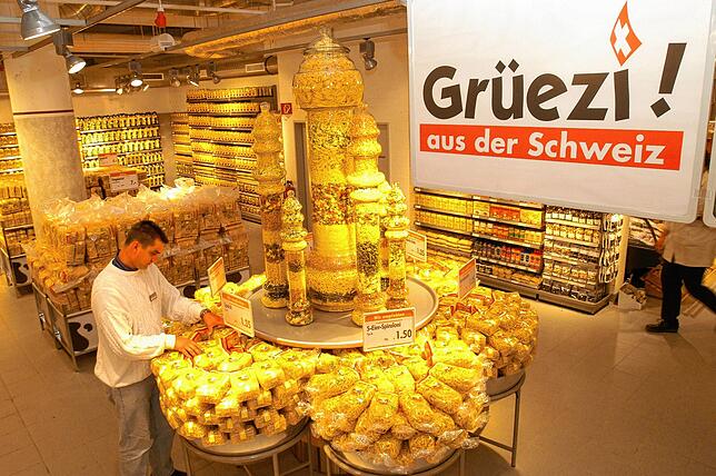 Grüezi aus der Schweiz: Jeder kennt sie, aber woher kommt eigentlich die typische Schweizerische Begrüßung?