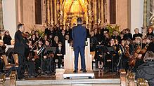 Unter der Leitung von Felix Wunderle erlebt das Publikum eine ausdrucksstarke Aufführung des Requiem. Bild: Bernadette André