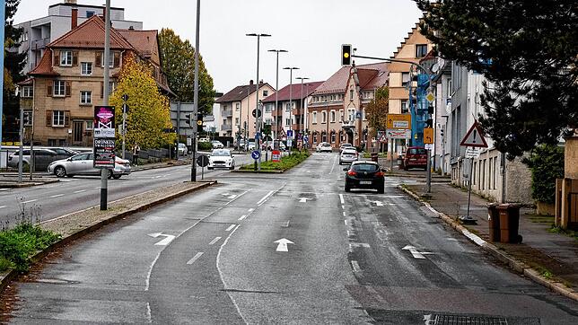 Kein Schmuckstück, doch die Sanierung muss warten: die Villinger Straße im Stadtbezirk Schwenningen.