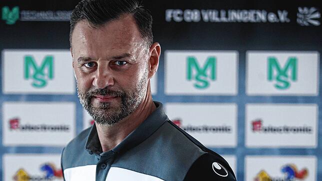 Trainer Daniel Miletic und die U21 des FC 08 Villingen stehen auf dem ersten Platz und können mit einem Sieg im Nachholspiel die ...