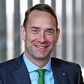 Kai Lücke leitet die Abteilung Außenbeziehungen bei ZF.