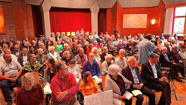 Bild 1: Bilder vom Festakt zu 60 Jahre Camphill Dorfgemeinschaft Deggenhausertal