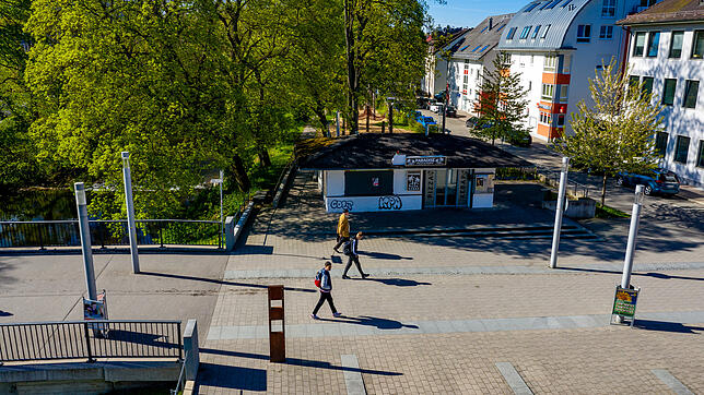 Um den Brigachkiosk in der Nähe des Bahnhofs ist ein Streit entbrannt, den jetzt nur noch die Juristen lösen können. Bild: Hans-Jürgen Götz