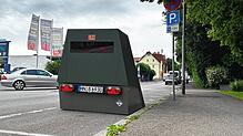 Der neue Enforcement Trailer steht nach einem totalschaden durch einen Brand nun in der Spittelstraße in Schwenningen.