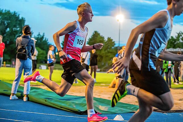 Gold: Valentin Götte war bei den Badischen Meisterschaften der männlichen Jugend U18 über 800 Meter der Schnellste und gewann in 2:08,49 ...