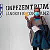 Ariane Will ist als über 60-jährige gegen Covid geimpft worden. Den Termin gab es im Kreisimpfzentrum in Singen. Bild: Spille
