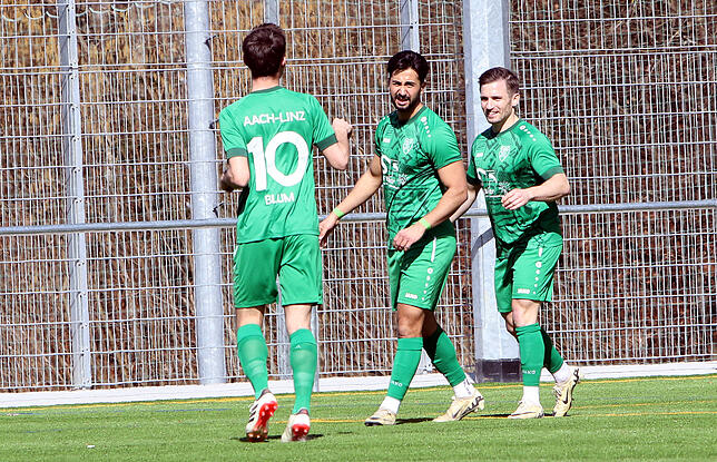Bild 14: TSV Aach-Linz setzt beim SC Pfullendorf II die Akzente. Wir haben die besten Bilder!