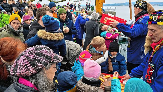 Bild 19: Mit purer Muskelkraft zur Mainau