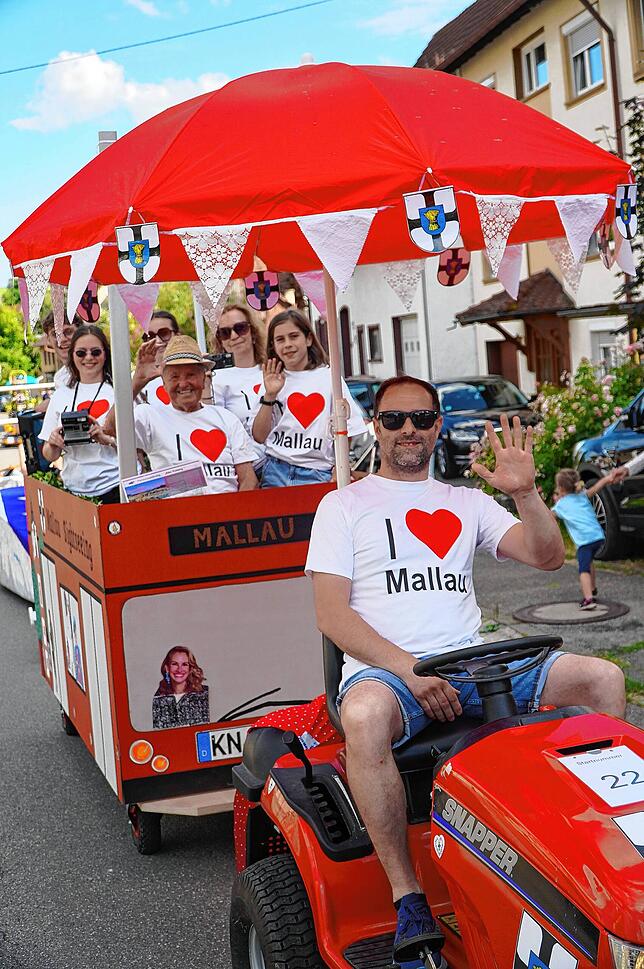 Bild 15: Das Dorffest in Tengen-Watterdingen ist eröffnet