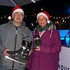 Bis zum 22. Dezember können Kinder und Erwachsene auf dem Viehmarktplatz ihre Runden auf der Kunsteisbahn in Waldshut drehen. Möglich ...