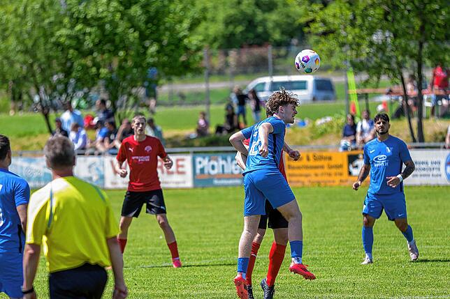 Bild 26: TuS Stetten siegt mit 2:1 beim FC Hochrhein – und wir haben Fotos!
