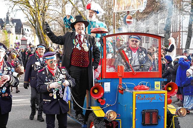 Bild 14: So schön war es am Dienstag beim großen Umzug in Villingen (Teil 3)