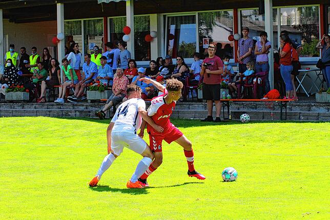 Bild 15: U17 des SC Freiburg trumpft im Testspiel zum 100-jährigen Jubiläum des FC Grießen auf &ndash; und wir haben Bilder!