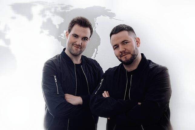 Marian Bayer (rechts) und Raphael Albert bilden das DJ-Duo „Albatros & Mr. Bay“.