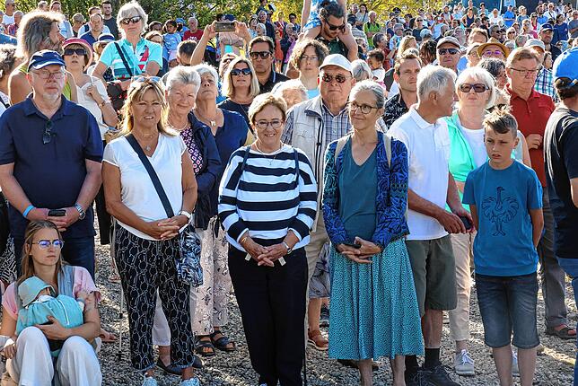 Bild 16: Die Bilder zur Mooser Wasserprozession