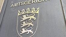 Bild : Drogendealer vor Gericht - 19-Jähriger verkauft Amphetamin und Ecstasy an Bahnhöfen im Bodenseekreis