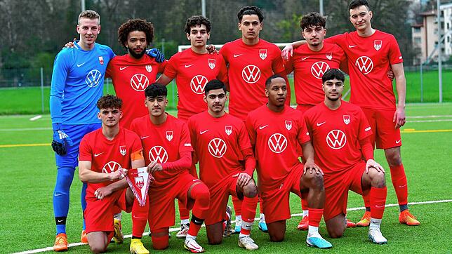 Bis ins Halbfinale des SBFV-Pokals schafften es die A-Junioren des FC Tiengen 08. In der Start-Elf gegen den Offenburger FV standen ...