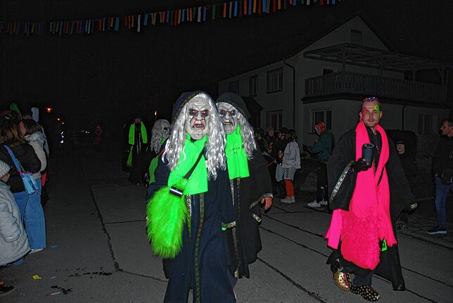 Bild 12: Bilder vom Nachtumzug in Erzingen