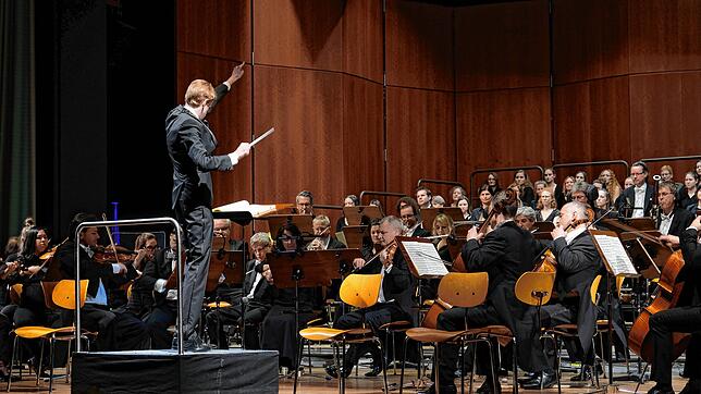 Die Südwestdeutsche Philharmonie bei einem Auftritt im Friedrichshafener Graf Zeppelin Haus zu Anfang dieses Jahres.