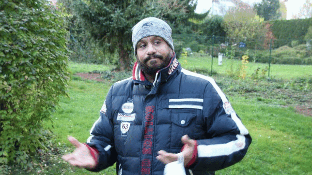 Tarek Amin im Garten seines Hauses. Der 54-Jährige erzählt im Gespräch mit dem SÜDKURIER offen von seiner Corona-Erkrankung. Er möchte ...