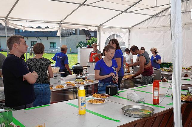 Bild 14: Sommerfest mit Oldtimertreffen MV Heimatklang Hütten