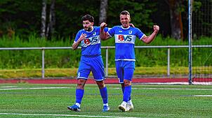 Bild : FC Erzingen feiert „Nesta-Gala“ bei der SG Höchenschwand – wir haben Fotos!