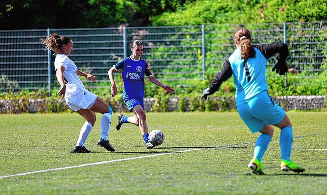 Bild 9: Unsere Bildergalerie vom 3:2-Sieg der Oberliga-Frauen des Hegauer FV gegen den Zeller FV