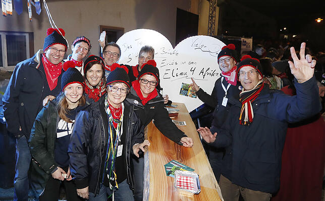 Bild 8: Bilder vom Nachtumzug in Pfohren