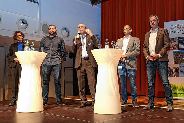 Gaben auf der Veranstaltung zum Wärmeplan im Radolfzeller Milchwerk viele Antworten: (von links) Angelique Augenstein (Dezernatsleiterin ...