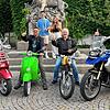 Sie freuen sich über die Reise mit den Oldtimer-Moped nach Mallorca (von links): Matthias Neubert, Ralf Kögel, Maximilian Reich und ...