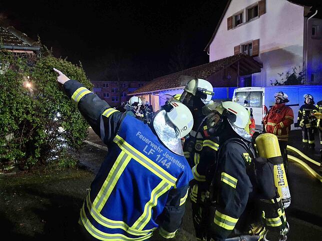 Bild 13: Wohnungsbrand in Grießen – das sind die Bilder