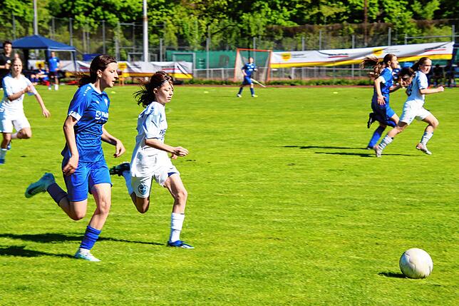 Bild 15: Jubel bei den C-Juniorinnen des Hegauer FV! Unsere Bilder vom Verbandspokal-Finale
