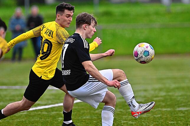 Bild 4: SV 08 Laufenburg unterliegt mit 2:3 beim SC Wyhl &ndash; und wir haben Bilder!