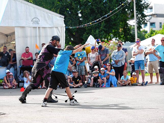 Bild 8: Kulturufer in Friedrichshafen: Buntes Treiben am Tag (Teil 1)