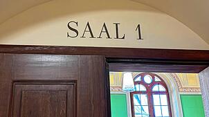 Saal 1 im Amtsgericht Villingen-Schwenningen: Hier wurde jetzt auch der Drogen-Fall gegen einen 25-Jährigen verhandelt.