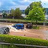 Ein Auto bahnte Mitte Juli 2017 den Weg durch das Wasser in der Ludwigshafener Bahnhofstraße. Damals kam das Wasser von Starkregen, doch ...