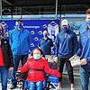 Die Familie Freygang hat insgesamt fünf Tribünensteine ersteigert. Malina Freygang (Mitte) freut sich besondern über den Stein mit der ...