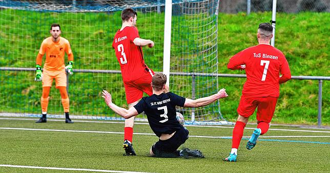 Bild 28: SG FC Wehr-Brennet startet mit einem 3:1-Sieg gegen den TuS Binzen &ndash; und wir haben Bilder!