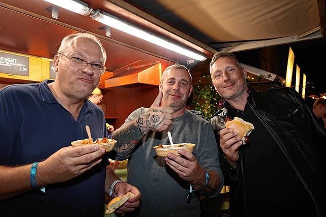 Bild 14: Sonne, Wein und gute Laune - hier gibt es die schönsten Fotos vom Weinfest 2025