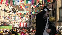 Tausende Besucher drängen sich jedes Jahr an der Hoorige Mess' in Tiengener Städtle. Bild: SK-Archiv