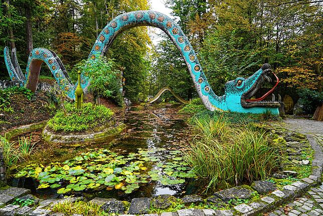 Der Bruno Weber Park zwischen Spreitenbach und Dietikon ist der größte Skulpturenpark der Schweiz.
