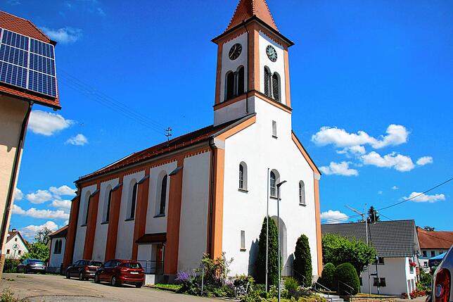 Pfarrkirche St. Peter und Paul in Heudorf.