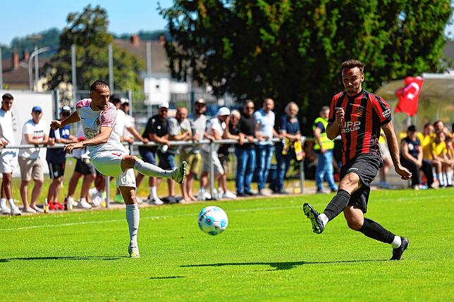 Bild 17: Türk. SV Singen feiert den Oberliga-Aufstieg! Wir waren mit der Kamera dabei.