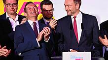 Liberale Freude: FDP-Chef Christian Lindner (rechts) und Generalsekretär Volker Wissing haben gut lachen.