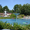 Die Region hat für Schwimmfans und Badebegeisterte jede Menge tolle Plätze zu bieten &ndash; wie das Aachbad in Singen.