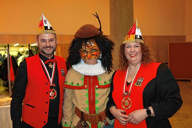 Bild 14: Ho Narro! Alle Fotos vom Fasnachtsauftakt der Narrengesellschaft Niederburg (1/2)