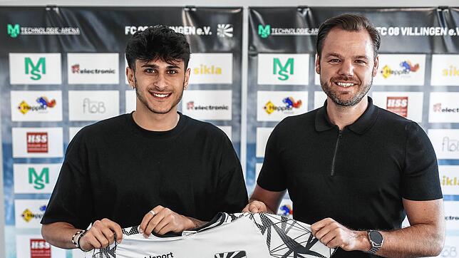 Flavio Santoro (links) wird in der kommenden Saison das Trikot des FC 08 Villingen tragen.